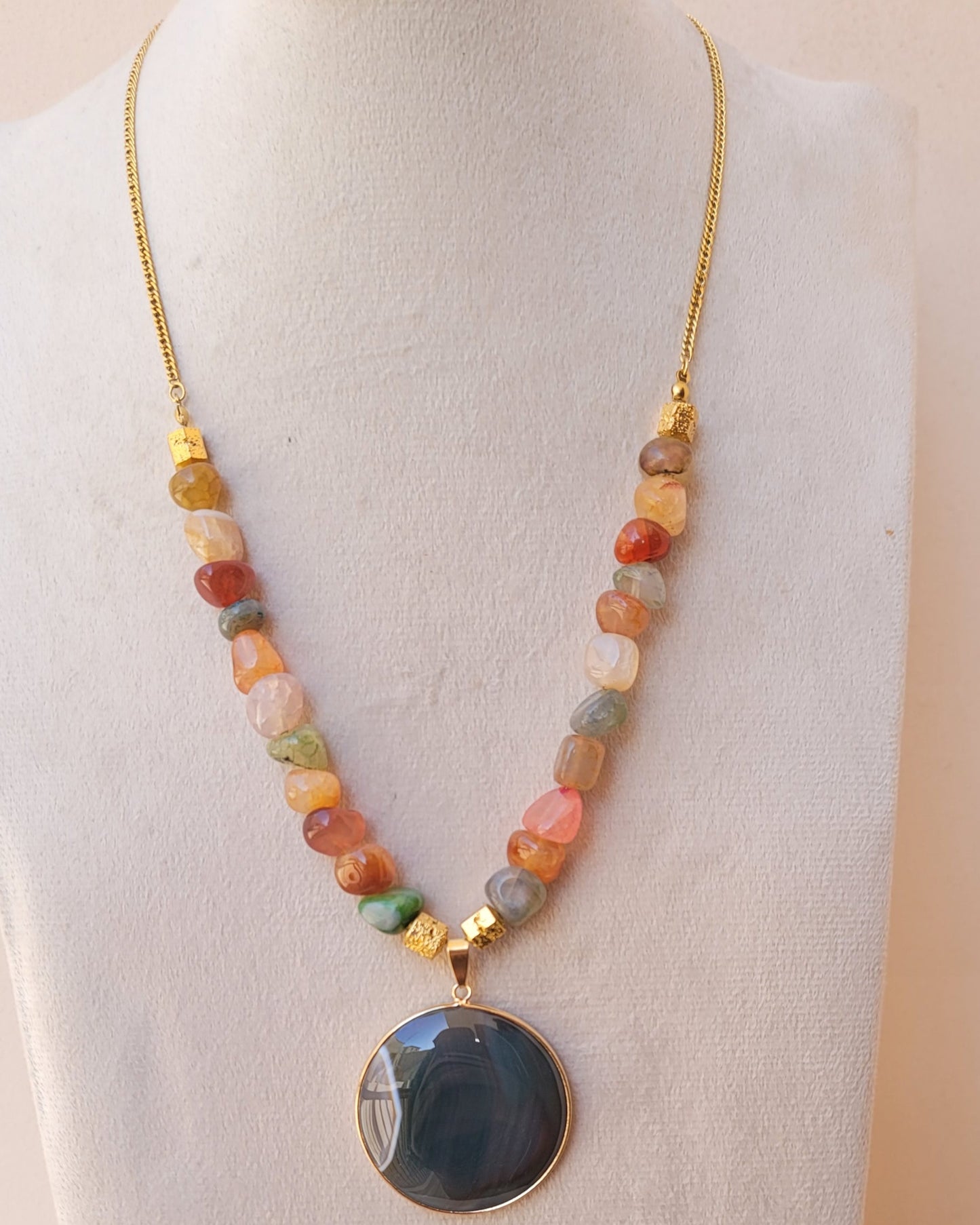 Agate Necklace With Natural Stone Pendant