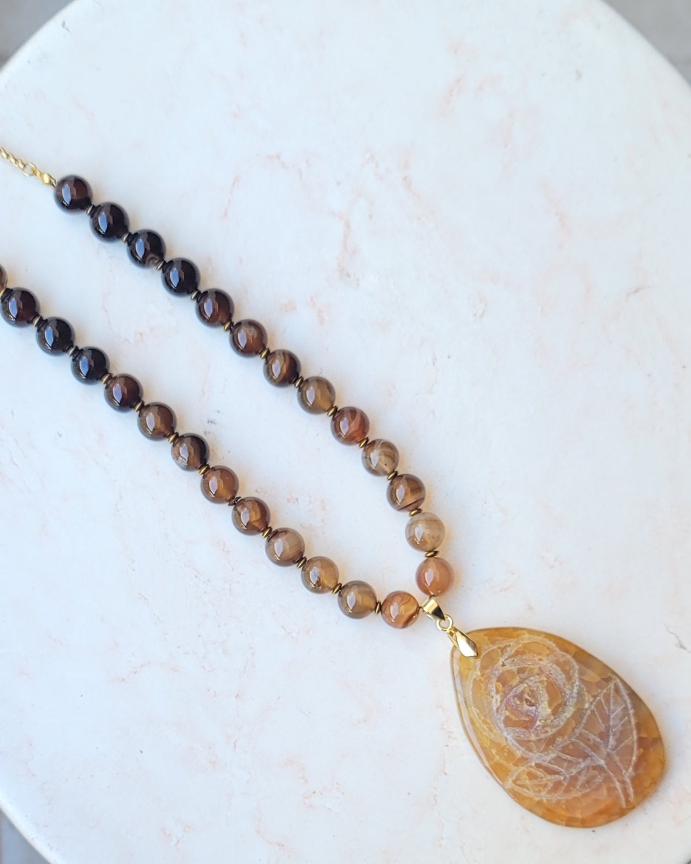 Agate Necklace With Natural Stone Pendant