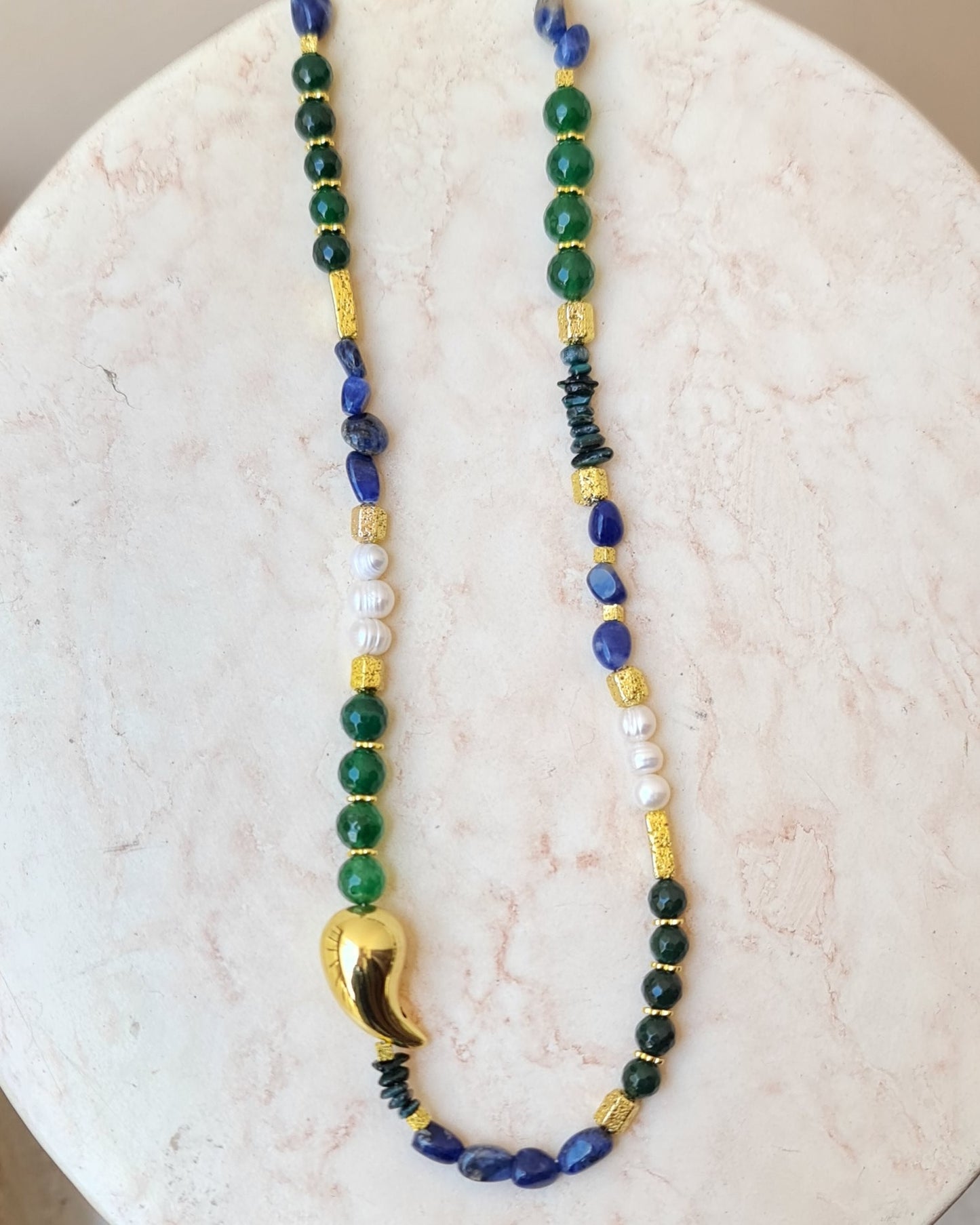 Agate Necklace With Fresh Water Pearls