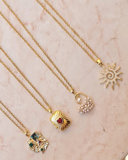 Stainless Steel Chains With Zircon Pendants