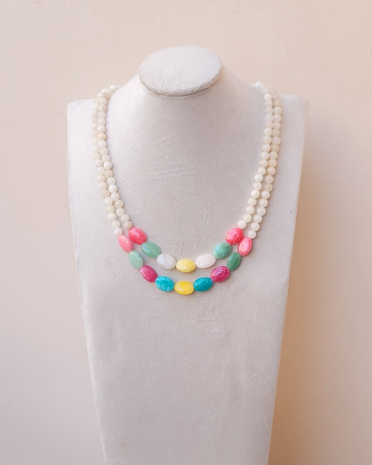 Two Layers Agate & Stones Bubblegum Necklace