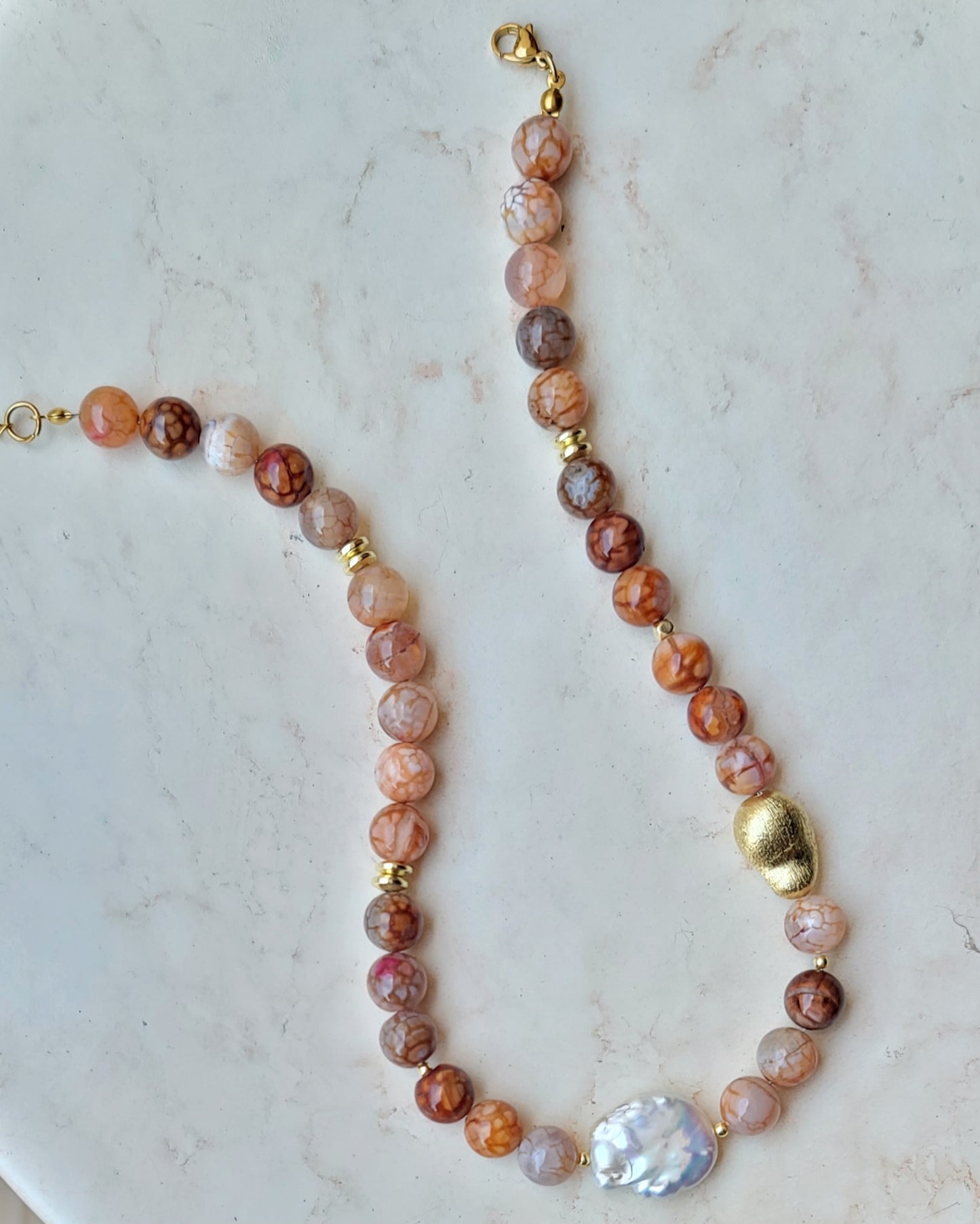 Agate Necklace With Fresh Water Pearl