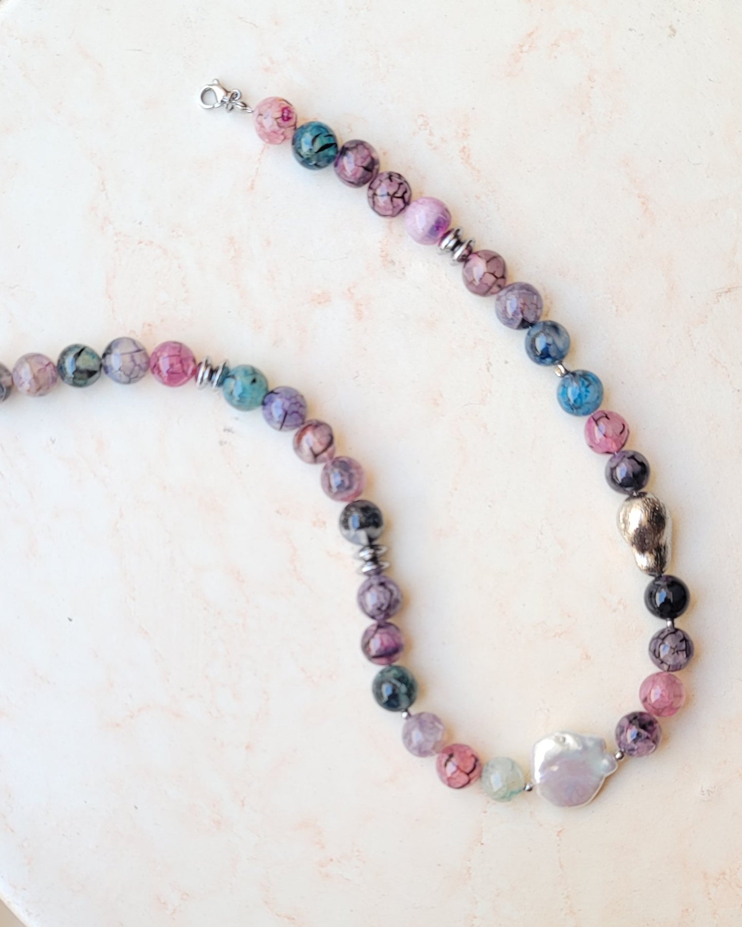 Agate Necklace With Fresh Water Pearl