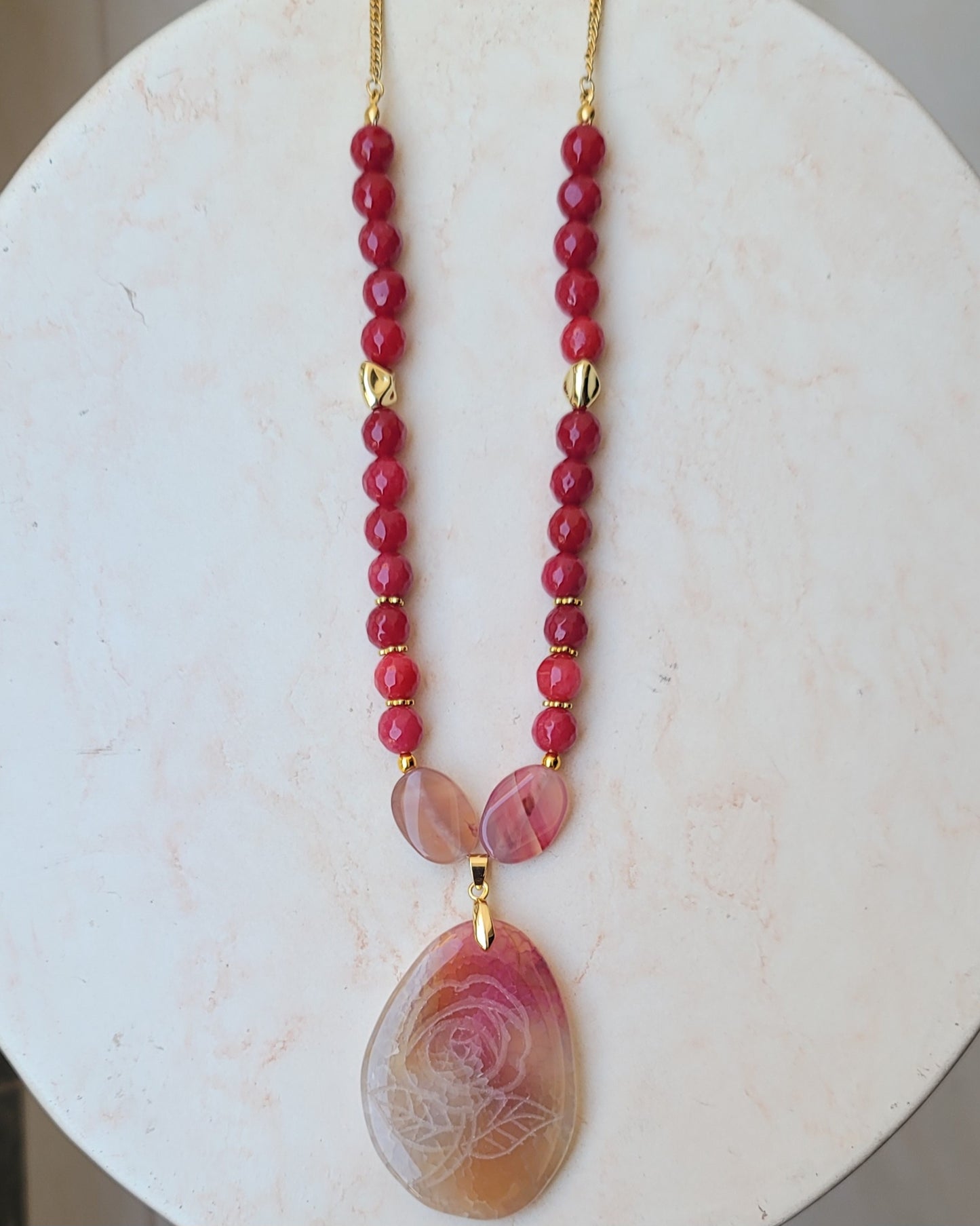 Agate Necklace With Natural Stone Pendnat