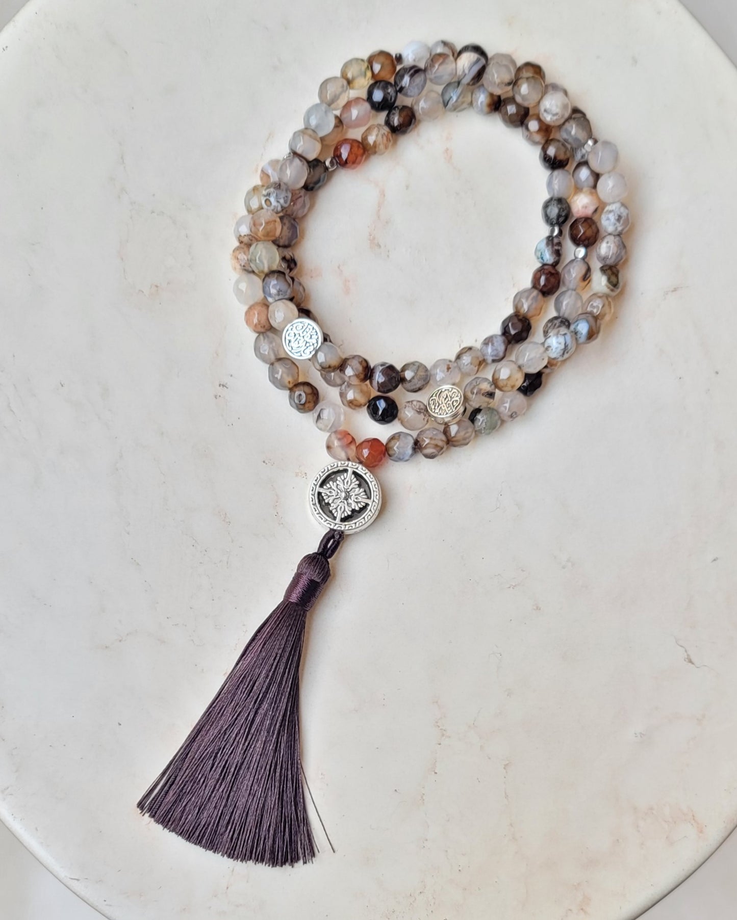 Thread 99 Agate Sebha