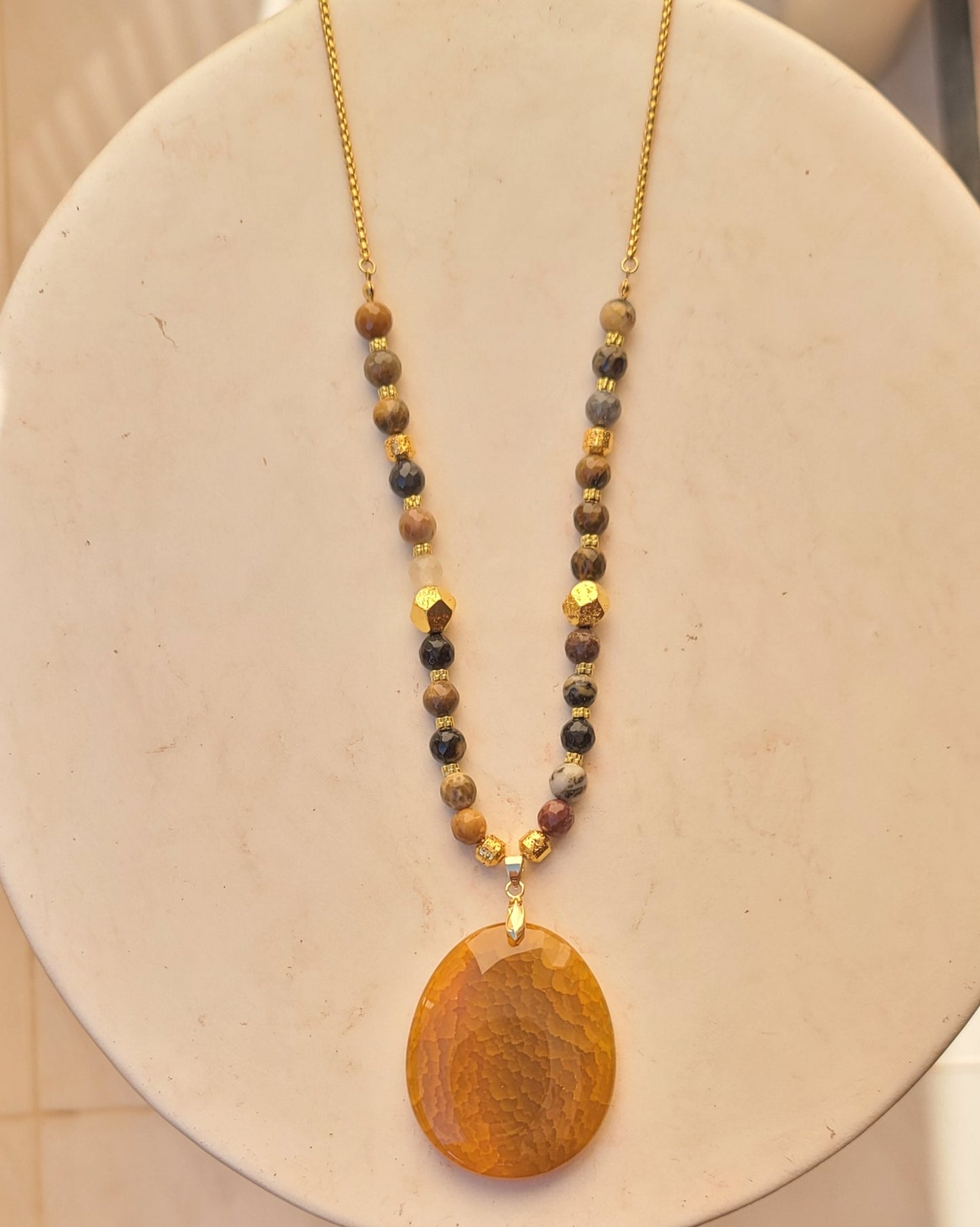 Agate Necklace With Natural Stone Pendant