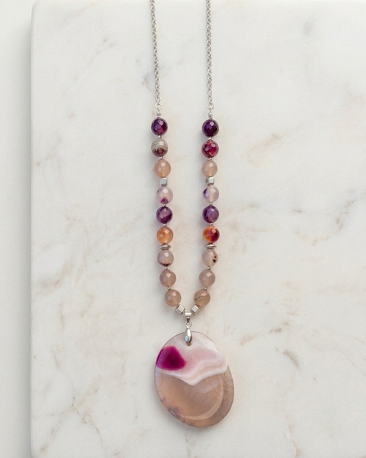 Agate Necklace With Natural Stone Pendnat