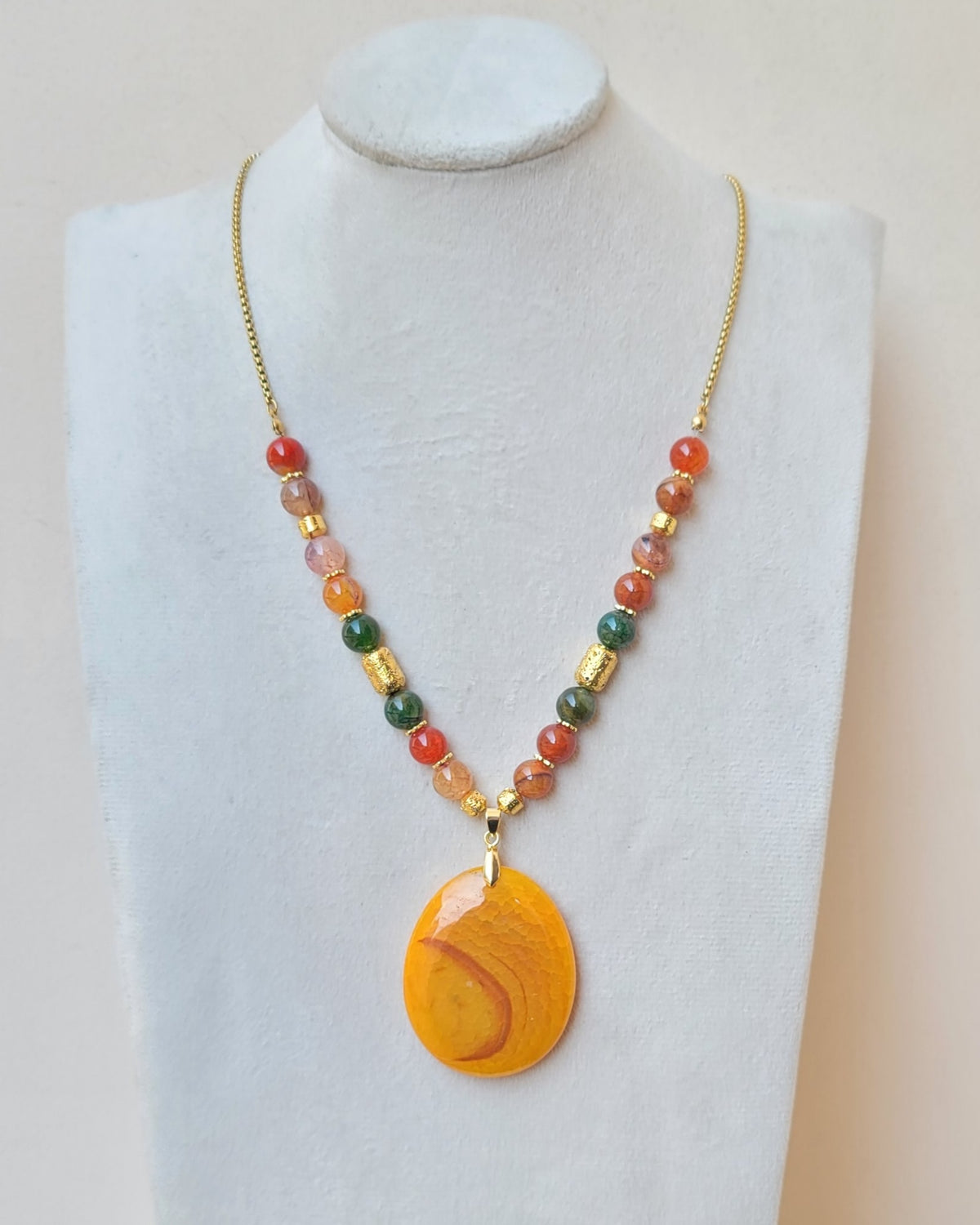 Agate Necklace With Natural Stone Pendant
