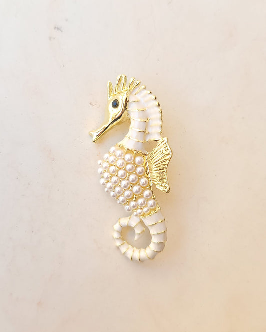 Seahorse Pearls Brooch - White