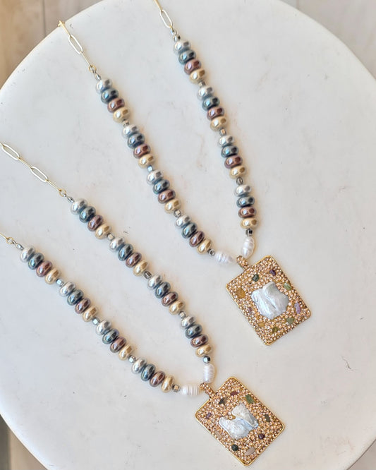 Pearl Necklace With Natural Stone Pendant