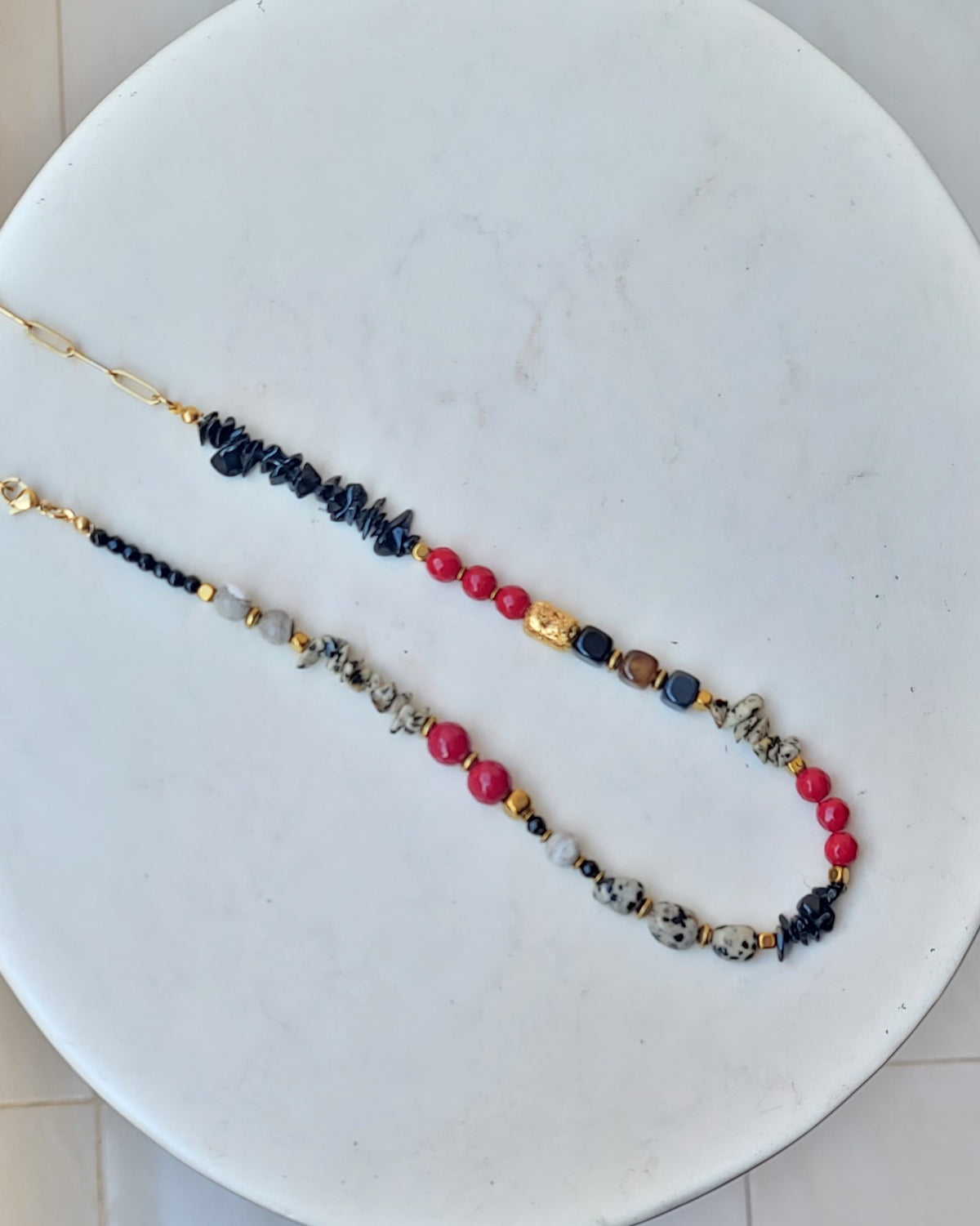 Black×Red Natural Stones Necklace