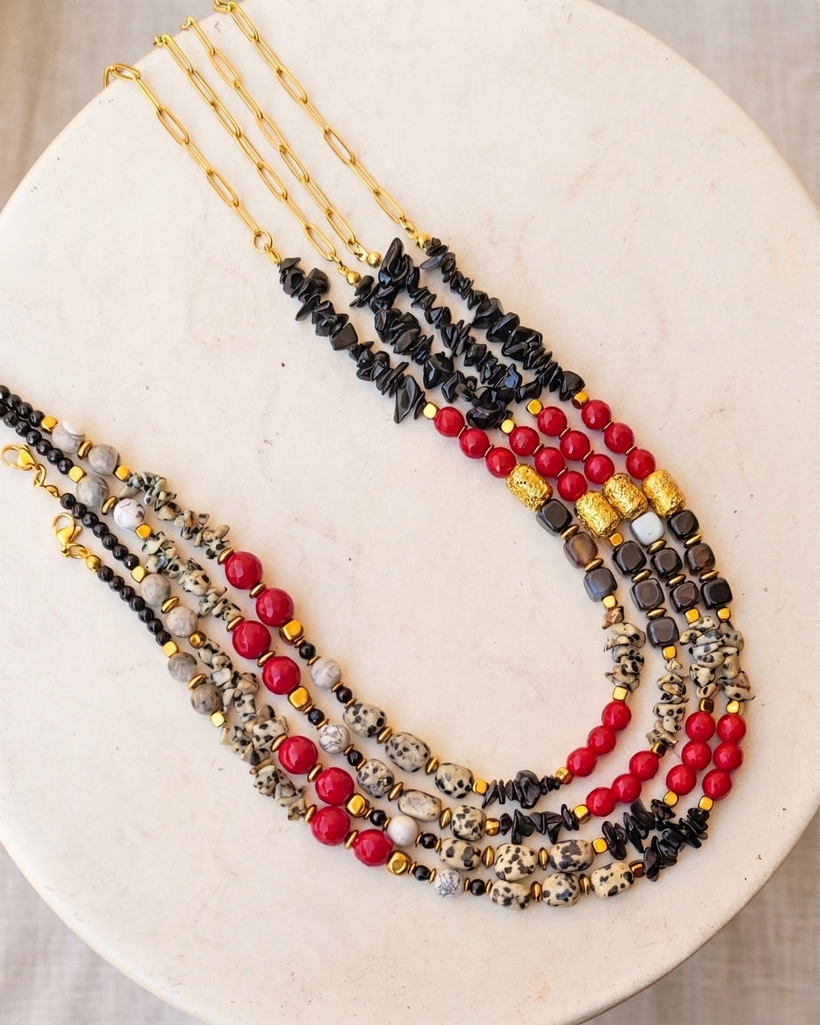 Black×Red Natural Stones Necklace