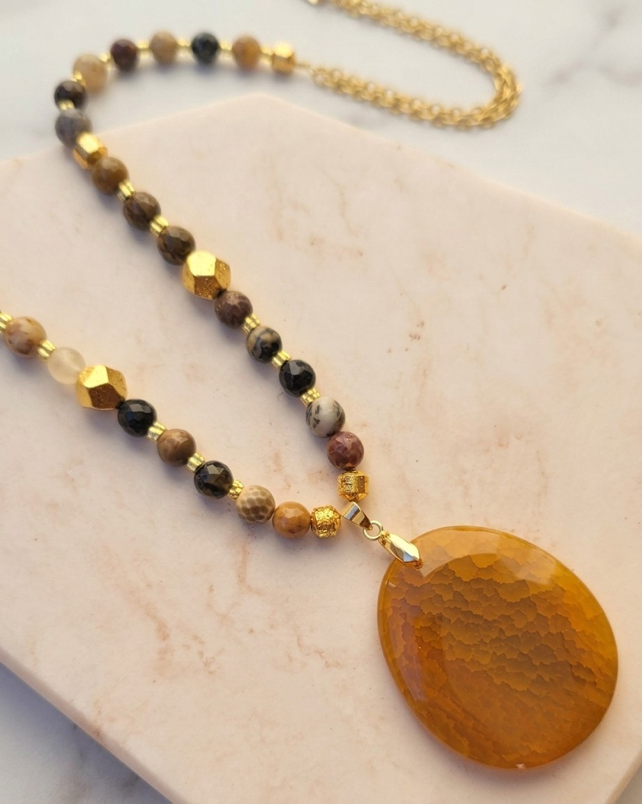 Agate Necklace With Natural Stone Pendant