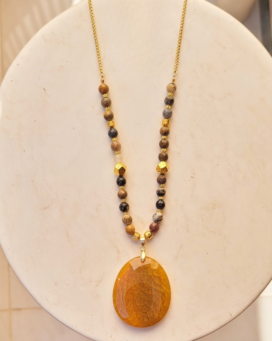 Agate Necklace With Natural Stone Pendant